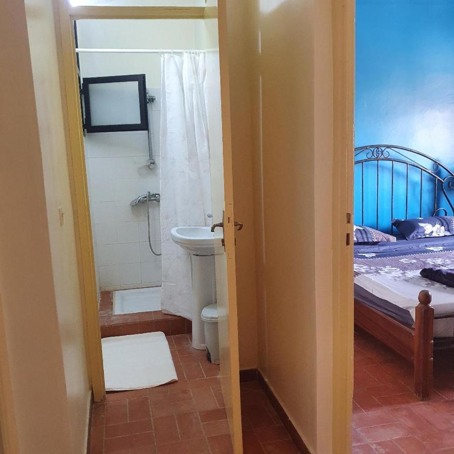 Superbe Appartement Avec Piscine, Proche Centre Ville, Restaurant, Mer Saly Esterno foto
